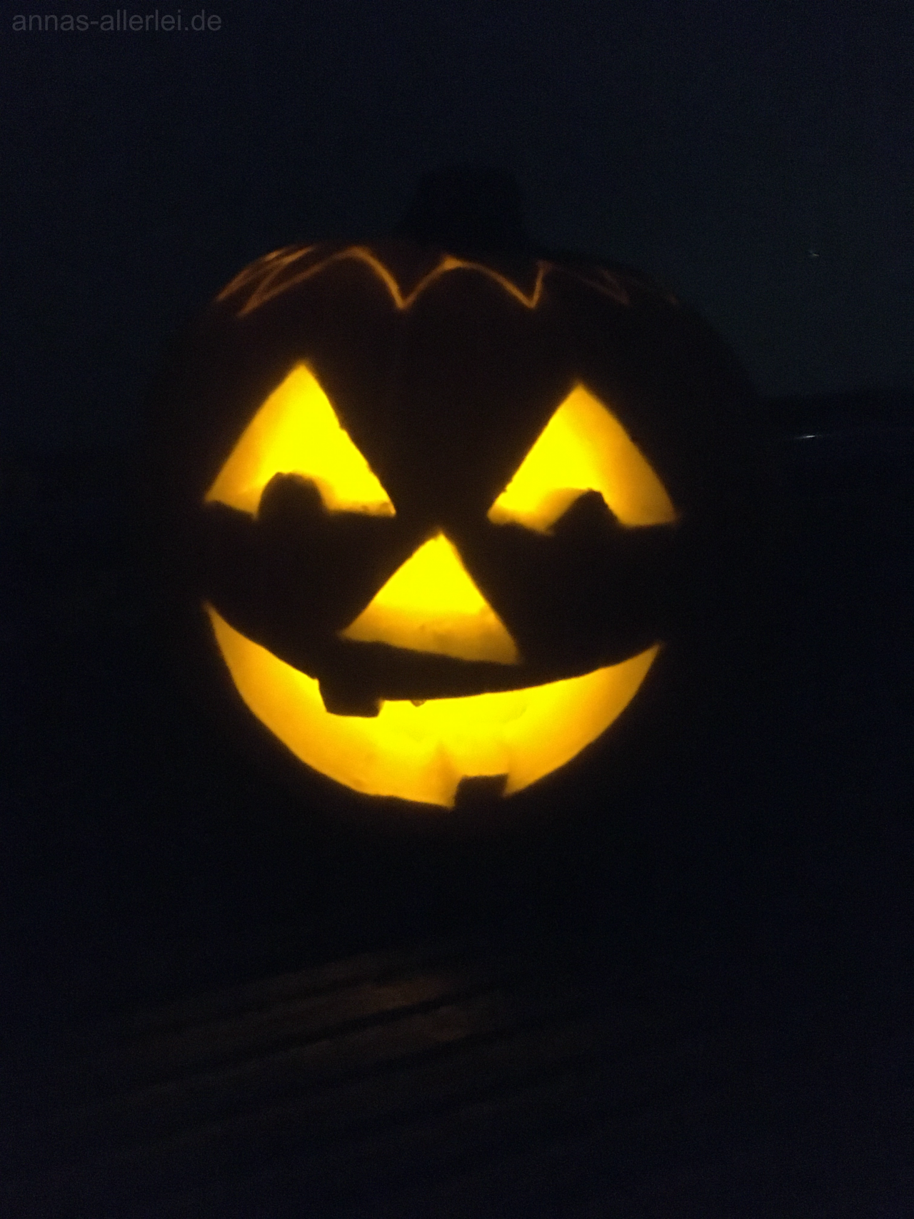Anleitung zum Halloween Kürbis -Anna's Allerlei
